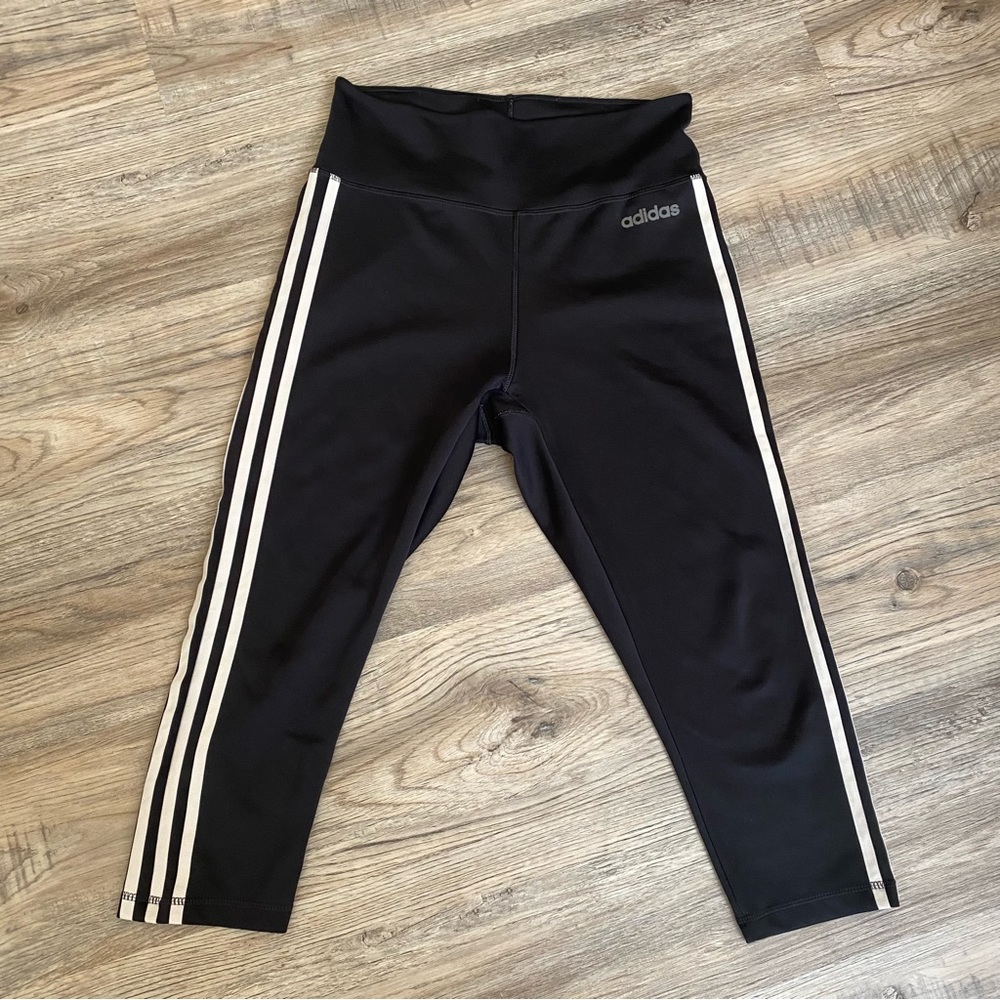 Women’s Adidas Cropped Leggings Black Size Medium